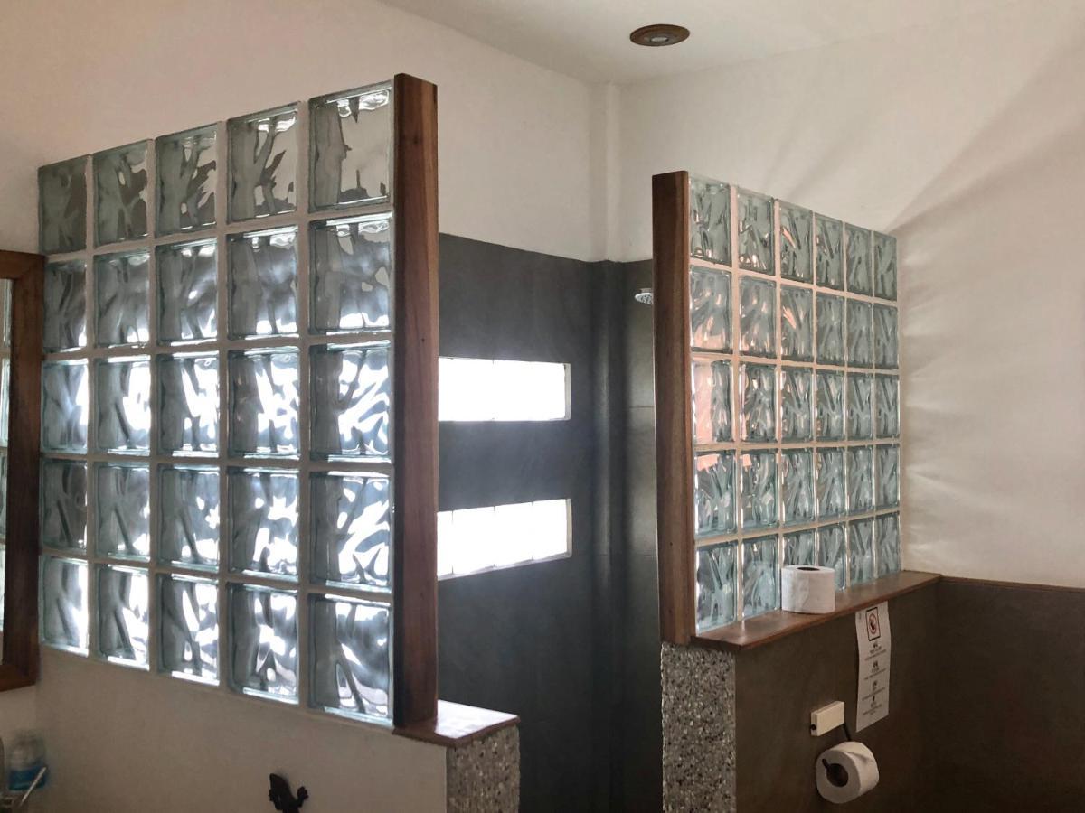 Nautilus Lodge Puerto López 외부 사진