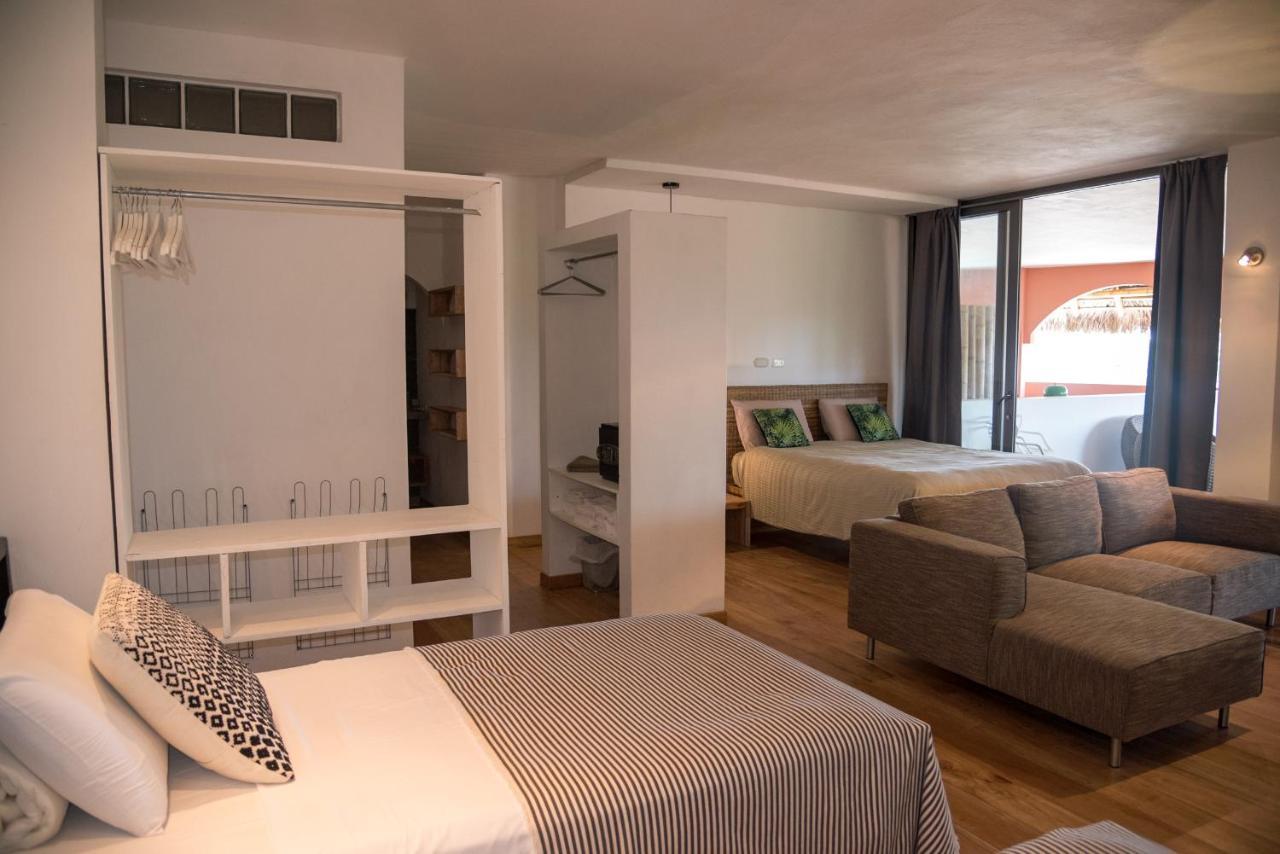 Nautilus Lodge Puerto López 외부 사진